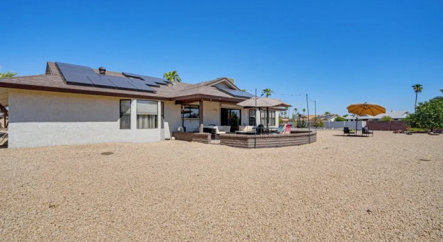 Families Welcome! Dog-friendly Glendale Home