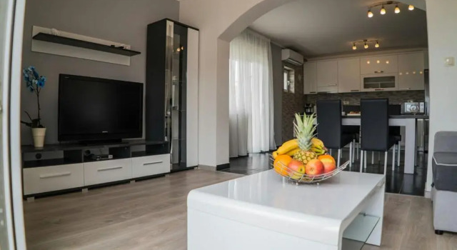 Apartman Ljubica, Buchen Sie Ferienwohnung Stobreč Split