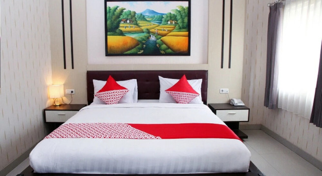 Люкс Deluxe OYO 920 Gajah Mada Hotel