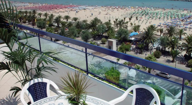 Апартаменты Пентхаус Residence Oltremare