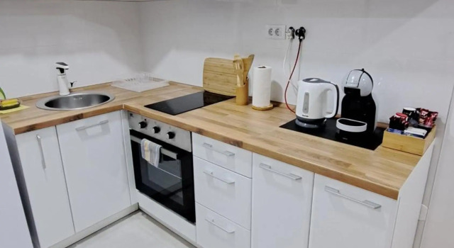 J&J Apartment