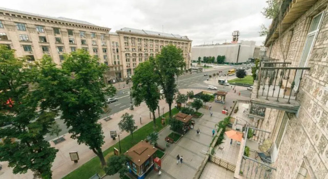 Видовая квартира на улице Крещатик.