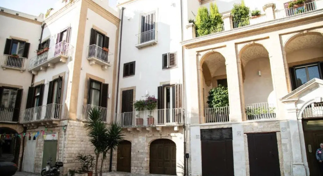 Ta Maison Bari, Забронировать Отель Отели в центре Бари, в центре