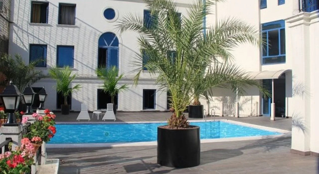 Euro Plaza Hotel
