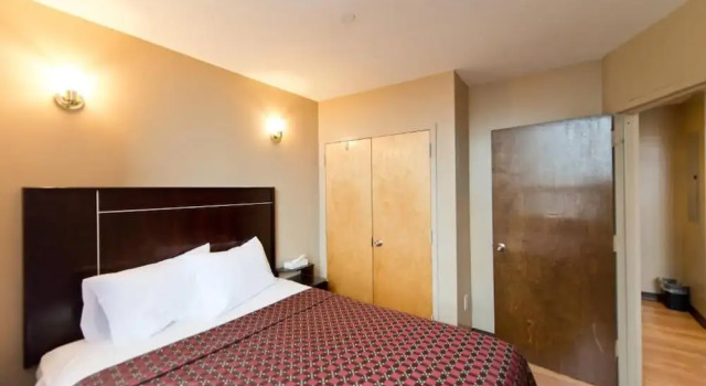 Номер Economy Super Lake Hotel