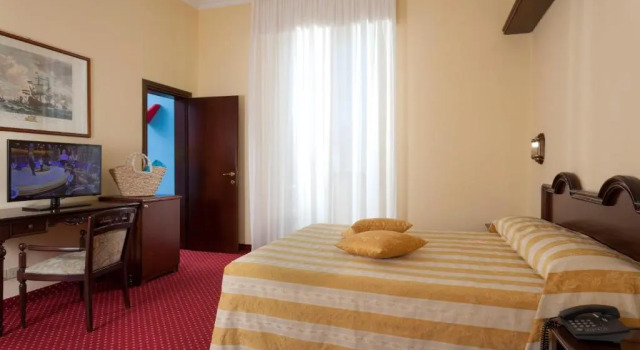 Полулюкс Hotel Milano Helvetia - in centro con piscina
