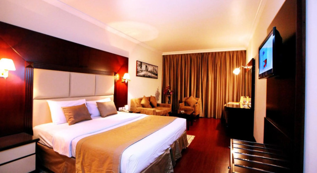 Gulf Inn Hotel Deira Formerly City Star Hotel, Забронировать Отель Отели Эмирата Дубая с парковкой, Парковка