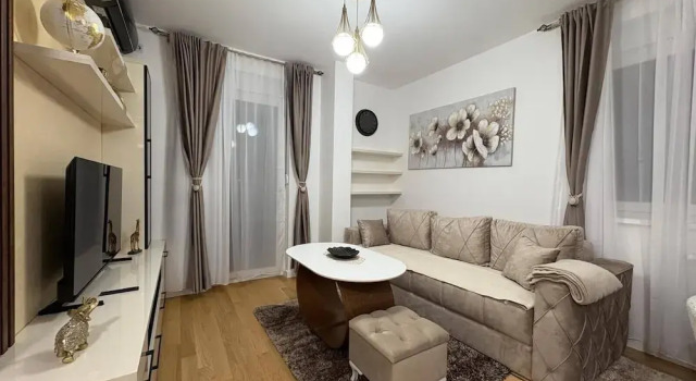I&I Apartments 36, Buchen Sie Ferienwohnung Kragujevac Zentralserbien
