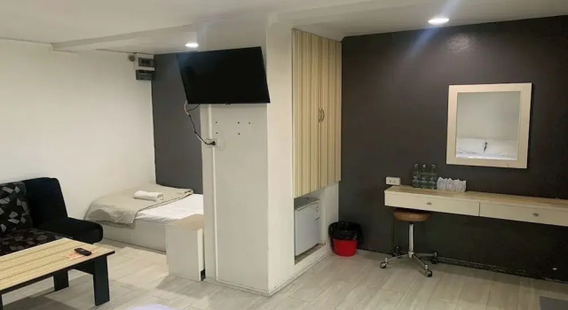 Трёхместный номер Standard с балконом Sakun Place