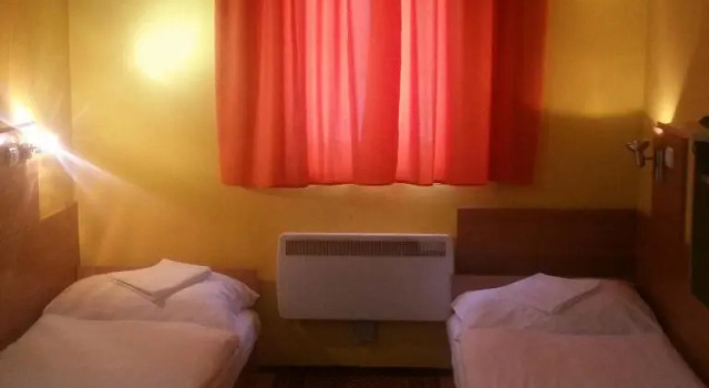 Kis-Duna Motel & Camping, Buchen Sie Motel Motels in Western Transdanubia, Motel