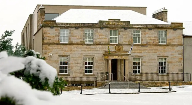 The Shirley Arms Hotel, จอง โรงแรม Carrickmacross Monaghan