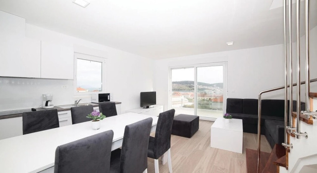 Amazing Apartment in Trogir With 3 Bedrooms and Wifi, Забронировать Апартаменты/квартира Трогир 