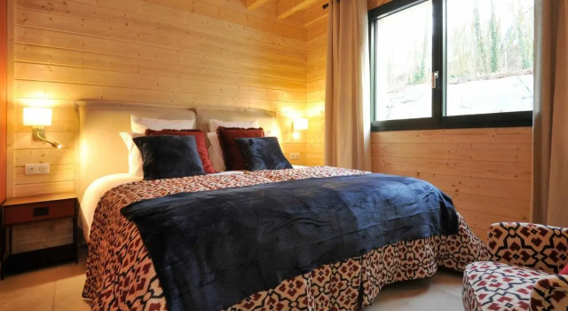 Gîte Voinémont, 4 pièces, 6 personnes - FR-1-584-83, Réserver Hôtel Hôtels 4 étoiles à Great Eastern Region, 4*
