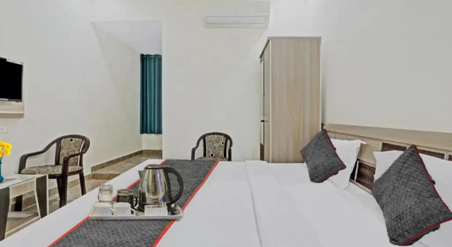 Townhouse 1160 P s Palace, Забронировать Отель Отели Лакхнау 3 звезды, 3*