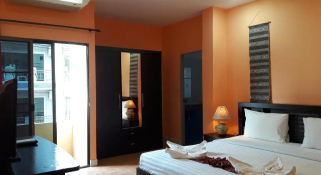 Двухместный номер Standard с балконом Green Mango Guesthouse - Hostel