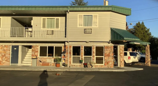 Riverside Inn Dallas, Rezerwuj Mini-hotel Dallas Willamette Valley