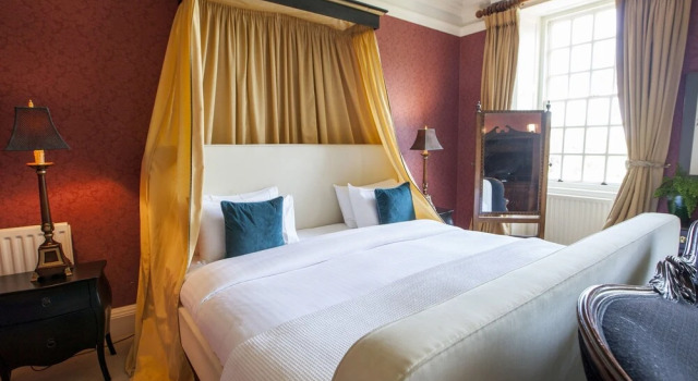 The Salutation