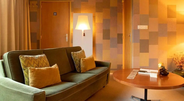 A Place Antwerp - Boutique Suites & Flats - Vrijdagmarkt 1, Забронировать Отель Отели Антверпена 3 звезды, рядом с House of Literature, 3*