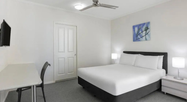 Номер Standard Park Regis City Quays