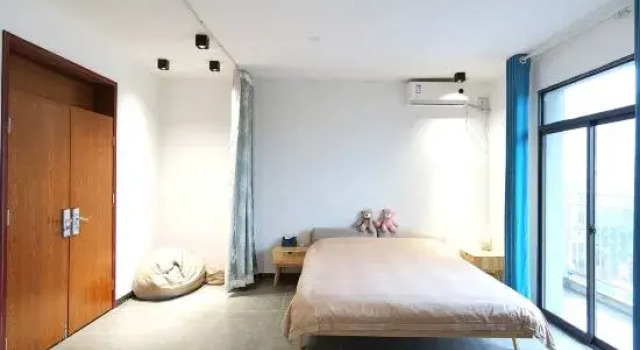 Люкс Jiumen Homestay (Xi'an Bell and Drum Tower Huimin Street)