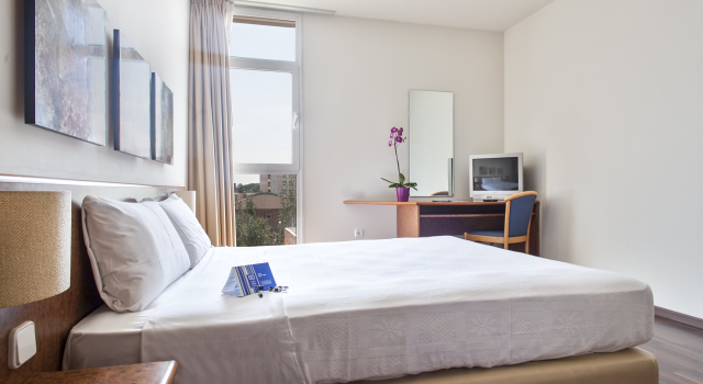 Crisol Quality Reus, Забронировать Отель Реус El Baix Camp