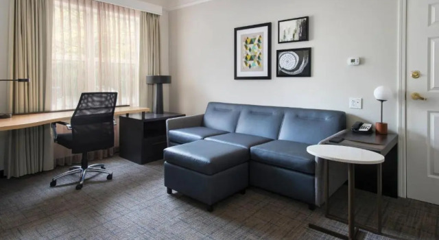 Двухместный люкс c 1 комнатой Residence Inn Silver Spring