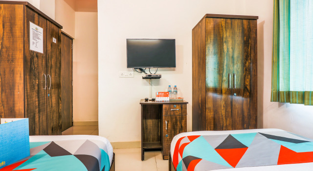 FabHotel Diamond Residency - Airport road, Забронировать Отель Отели штата Махараштры 3 звезды, 3*