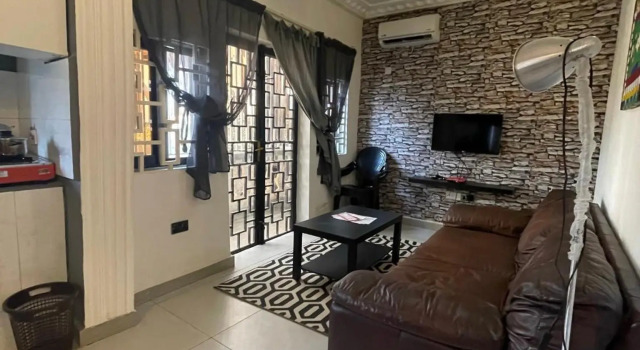 Belvoir Estate & Luxury Furnished 1Beds Basement Ground Floor Split Levels & 2Beds Upper Level Serviced Apart-Hotel & Residence