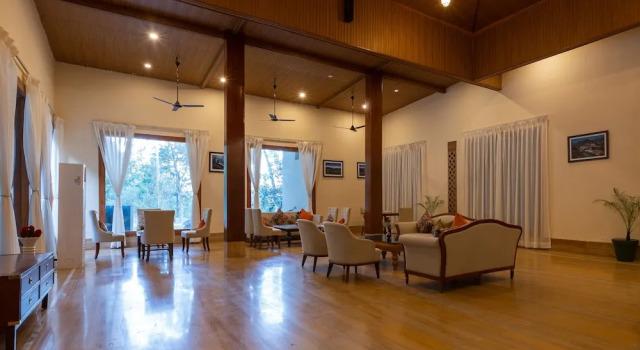Punarnava Resort & Spa, Rezervovat Lázně / Resort Mussoorie Uttarakhand