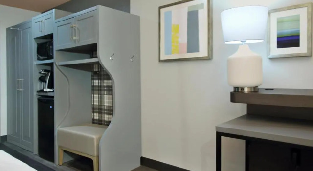 Четырёхместный номер Standard Holiday Inn Hattiesburg - North by IHG