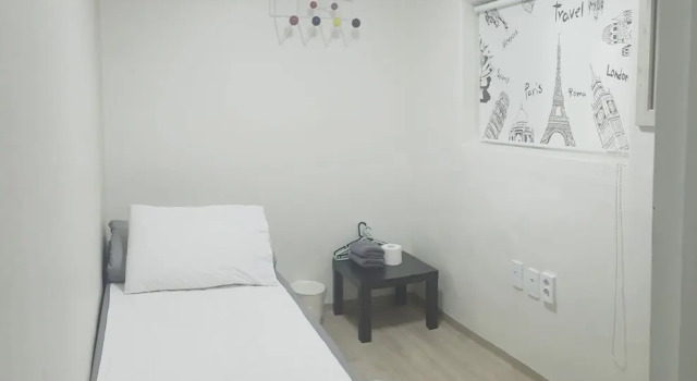 Номер Economy Dongdaemun Neighbors