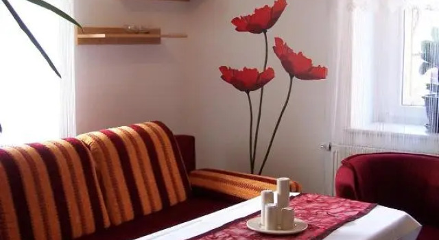 Apartment Horn