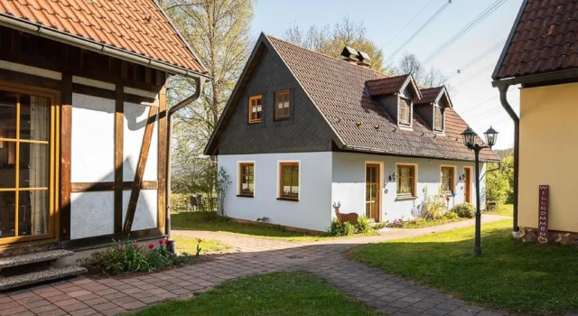 Ferienhäuser zur Schäferei, Book Hotel 4-stjernede hoteller i Mitwitz, 4*