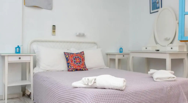 Студия Economy Studios Naxos