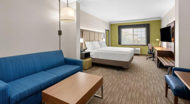 Двухместный люкс Holiday Inn Express & Suites Klamath Falls Central by IHG