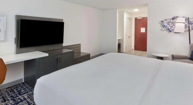 Standard Doppel Zimmer Doubletree By Hilton Dothan, Al