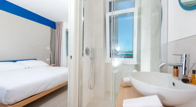 Двухместный номер Superior с балконом и с видом на море Amarina Hotel