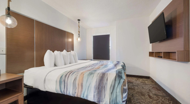 Двухместный люкс с 2 комнатами SureStay Hotel By Best Western Tuscaloosa Southeast