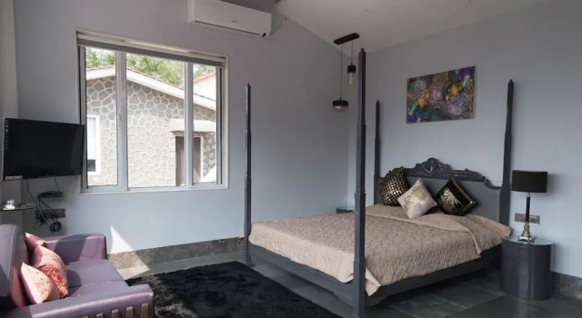 LXR Chalets
