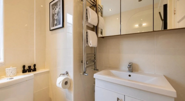 The Ealing Secret - Adorable 1bdr Flat With Balcony