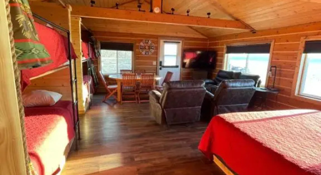 Шале Superior Alaskan Suites