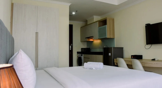 Cozy Living Studio Apartment at Menteng Park, Prenota Appartamento Hotel a Jakarta Province con piscina, Piscina