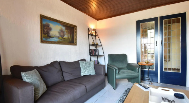 Holiday Home in Grury With Pool & Garden, Book Hotel Hoteller i Grury med parkering, Parkering