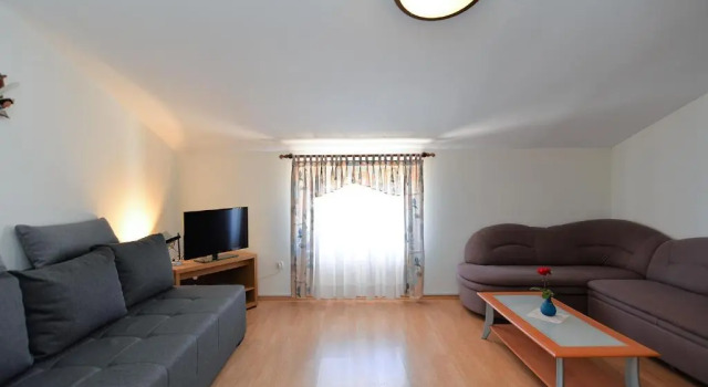 Apartment Andela 250