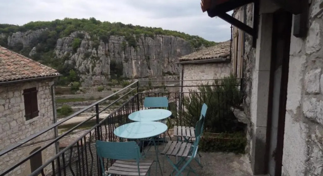 Коттедж maison pierre et voute au c ur du village