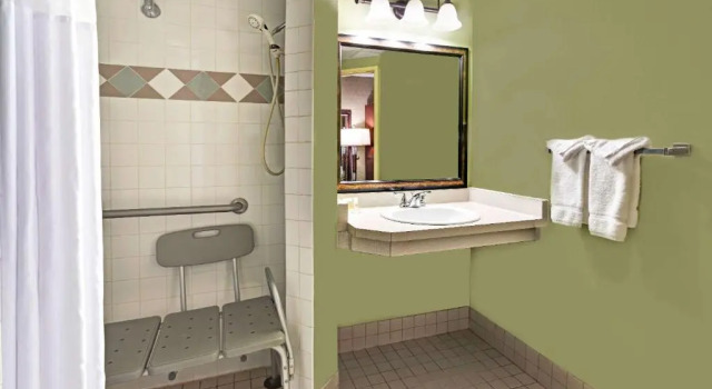 Номер Standard Days Inn by Wyndham Cheyenne