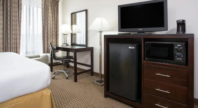 Двухместный люкс Holiday Inn Express Nicholasville by IHG