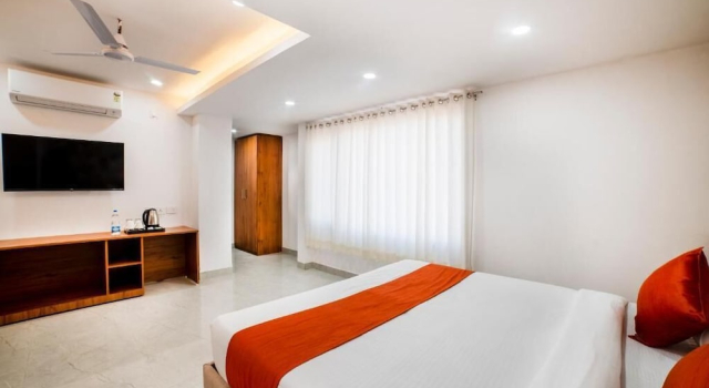 Номер Executive The Byke Business - Chandigarh House