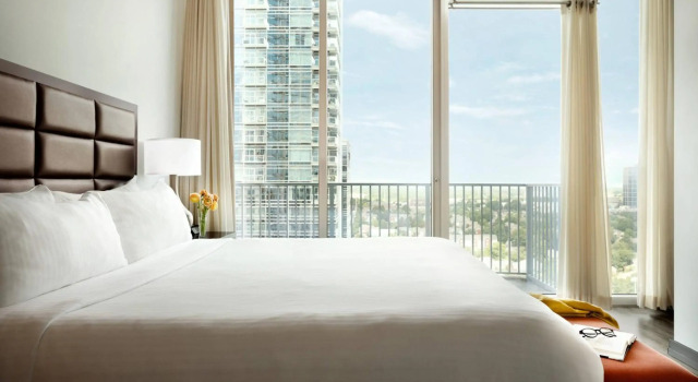 Twelve Downtown, Autograph Collection