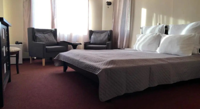 Standardowy dwuosobowy pokój Hotel Imperial